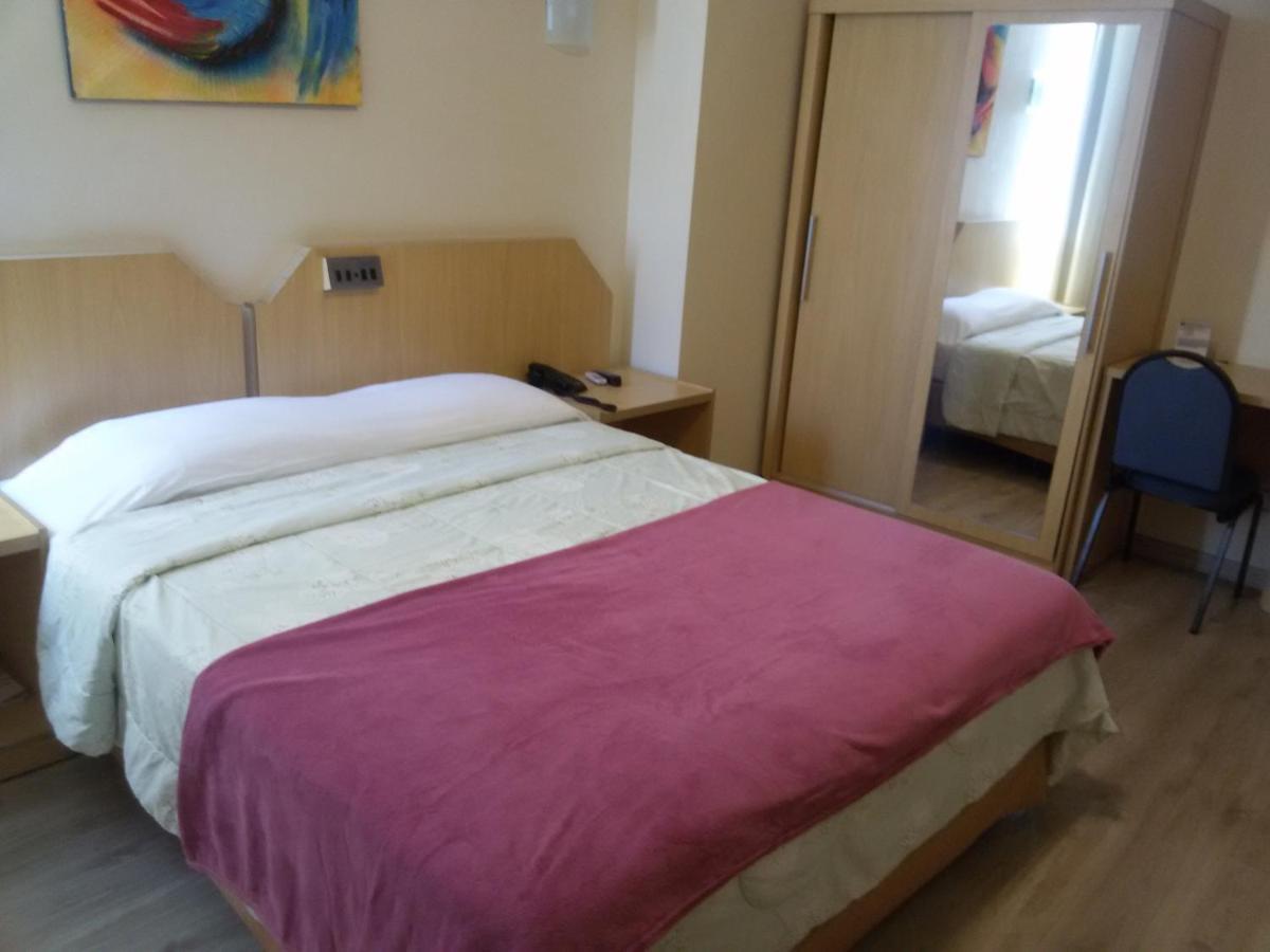 Airam Brasilia Hotel Екстериор снимка