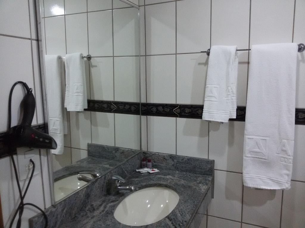 Airam Brasilia Hotel Екстериор снимка